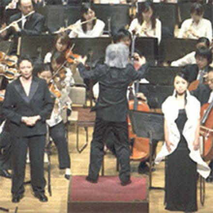 ［写真］マーラー交響曲第2番「復活」指揮：小澤征爾、アルト：ナタリー・シュトゥッツマン