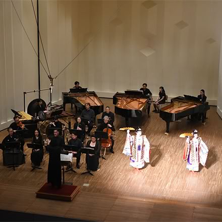 ［写真］「unica -17人の奏者と琉舞のための-」2019年　沖縄県立芸術大学音楽学部  創設30周年記念 第30回 洋楽定期公演　2019年10月26日