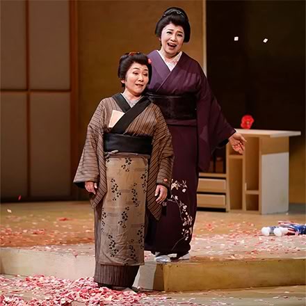 ［写真］2025年5月 新国立劇場オペラ プッチーニ『蝶々夫人』スズキ役