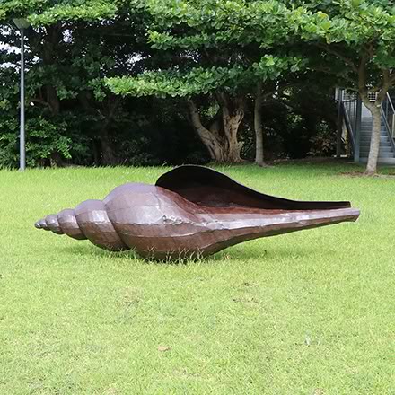 ［写真］横たわる遥か